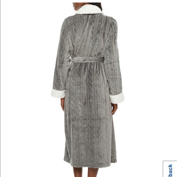 Ladies Tall length bath robe - Picture 3 of 3